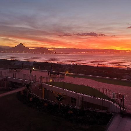 Lagoon Beach Neptune Isle Kaapstad Buitenkant foto